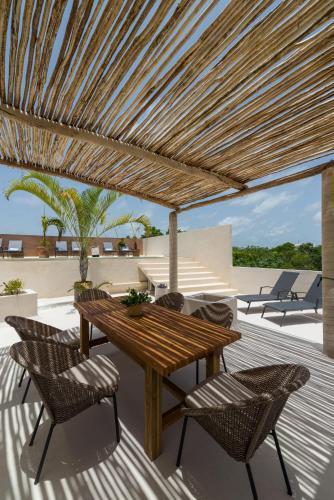 Koos Tulum Hotel Exterior photo